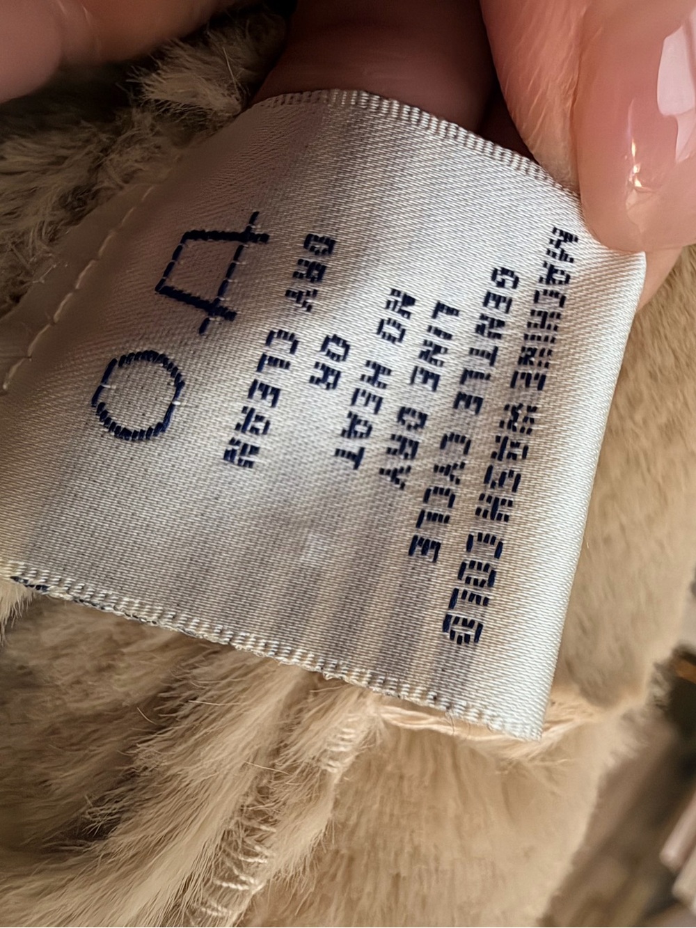 Tasha Polizzi Cream Coat with Faux Fur Trim - Picture 14 of 17